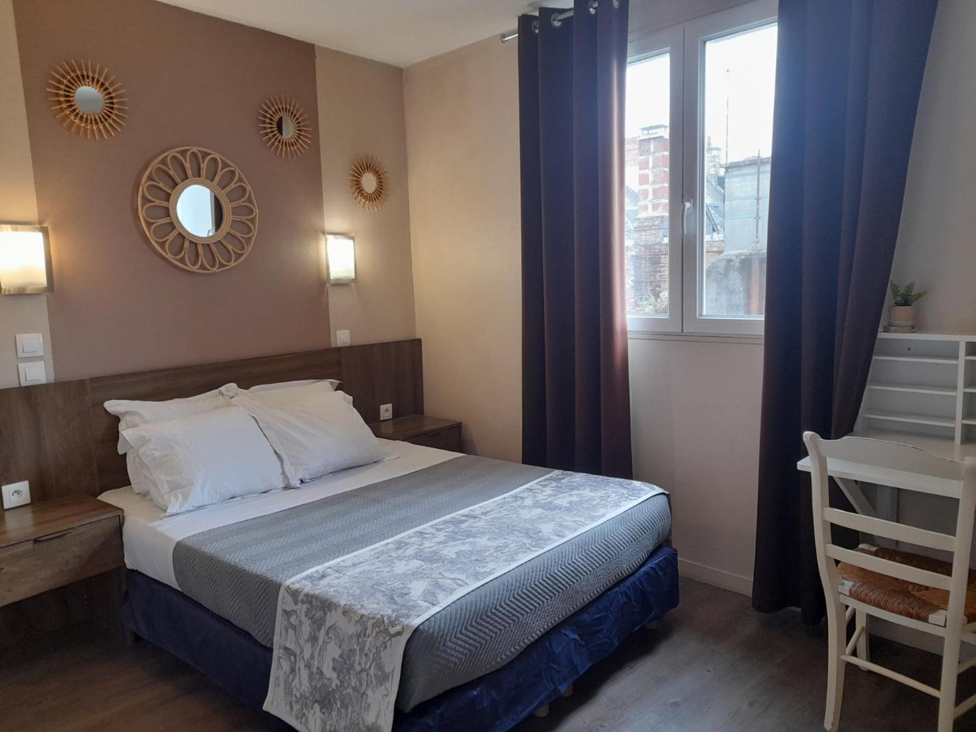 Hotel Le Vauban Карантан Экстерьер фото