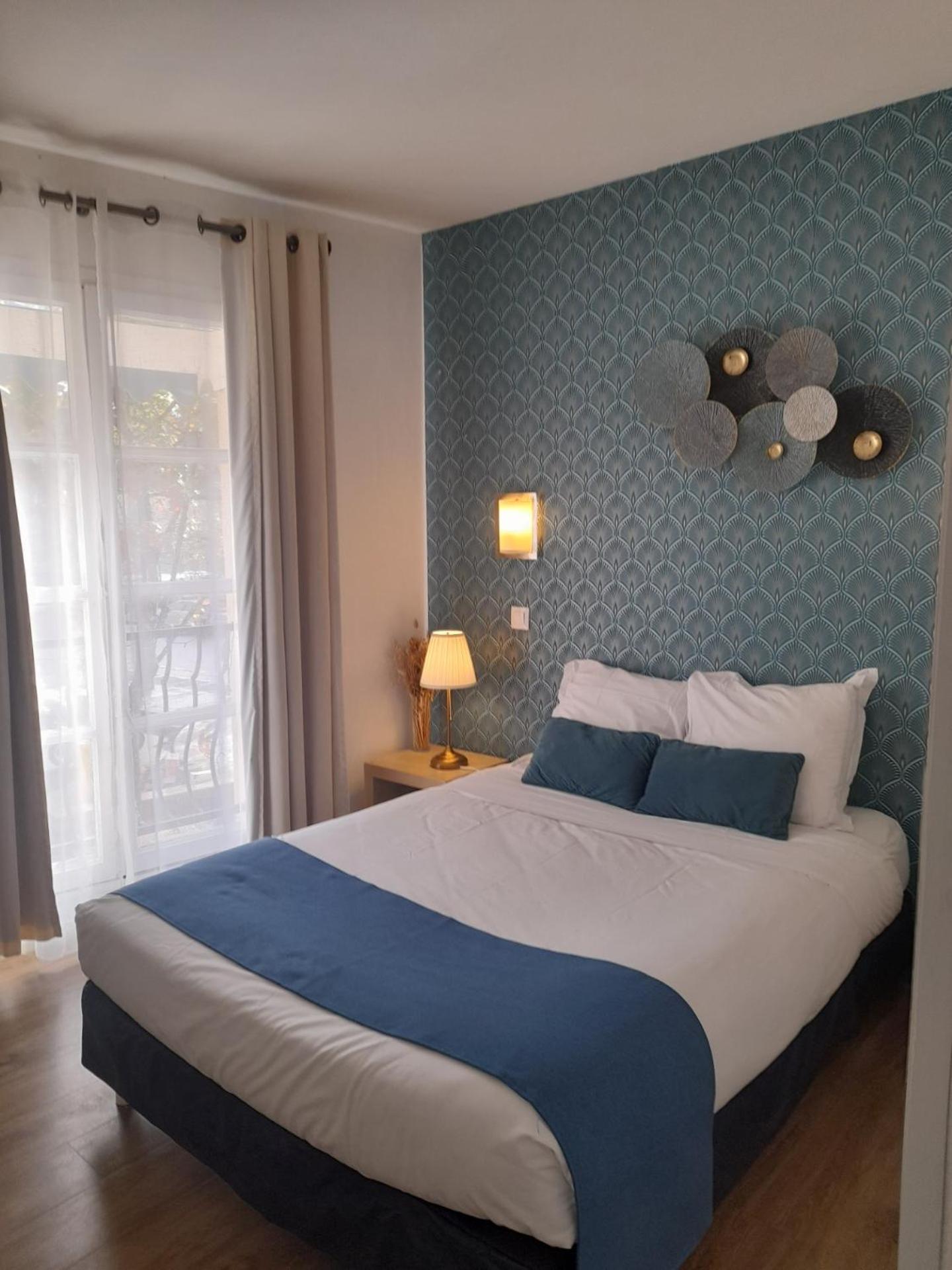 Hotel Le Vauban Карантан Экстерьер фото
